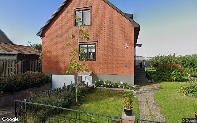 Villa på Södra Herrgårdsgatan 5 i Motala såld för 2 440 000kr