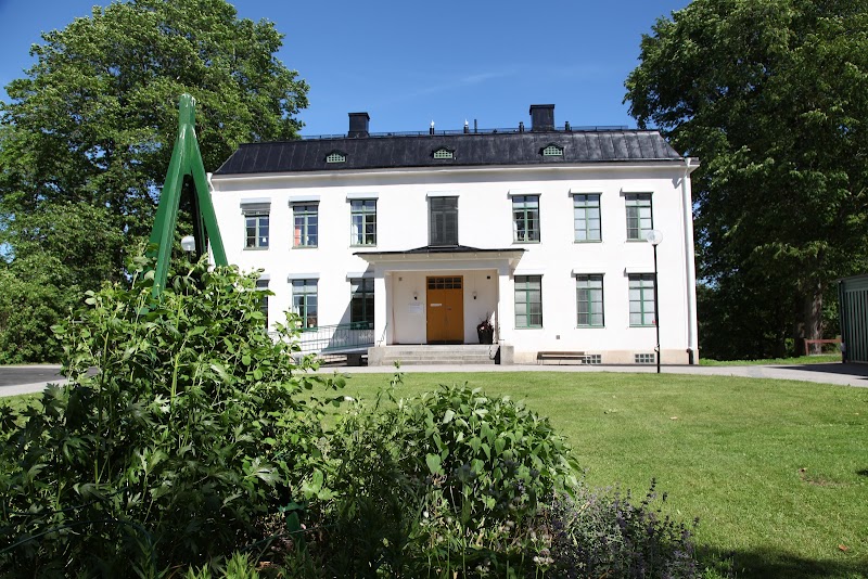 Sofia Karlsson live i Kumla Kyrka – biljetter släppta