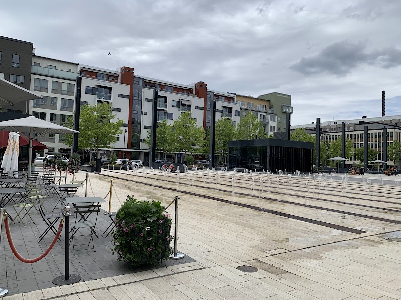 Täby bibliotek: Kulturhusets hjärta och närbibliotekens vardagsrum