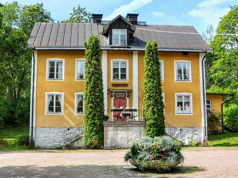 Klä midsommarstången på Skantzen
