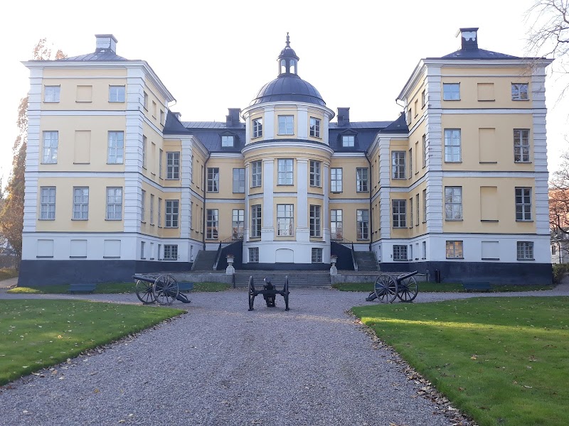 Finspångs kommun: Sommarens öppettider 2026