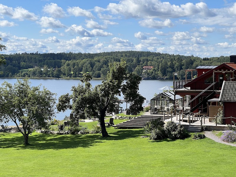 Fira midsommar på Sund Nergården