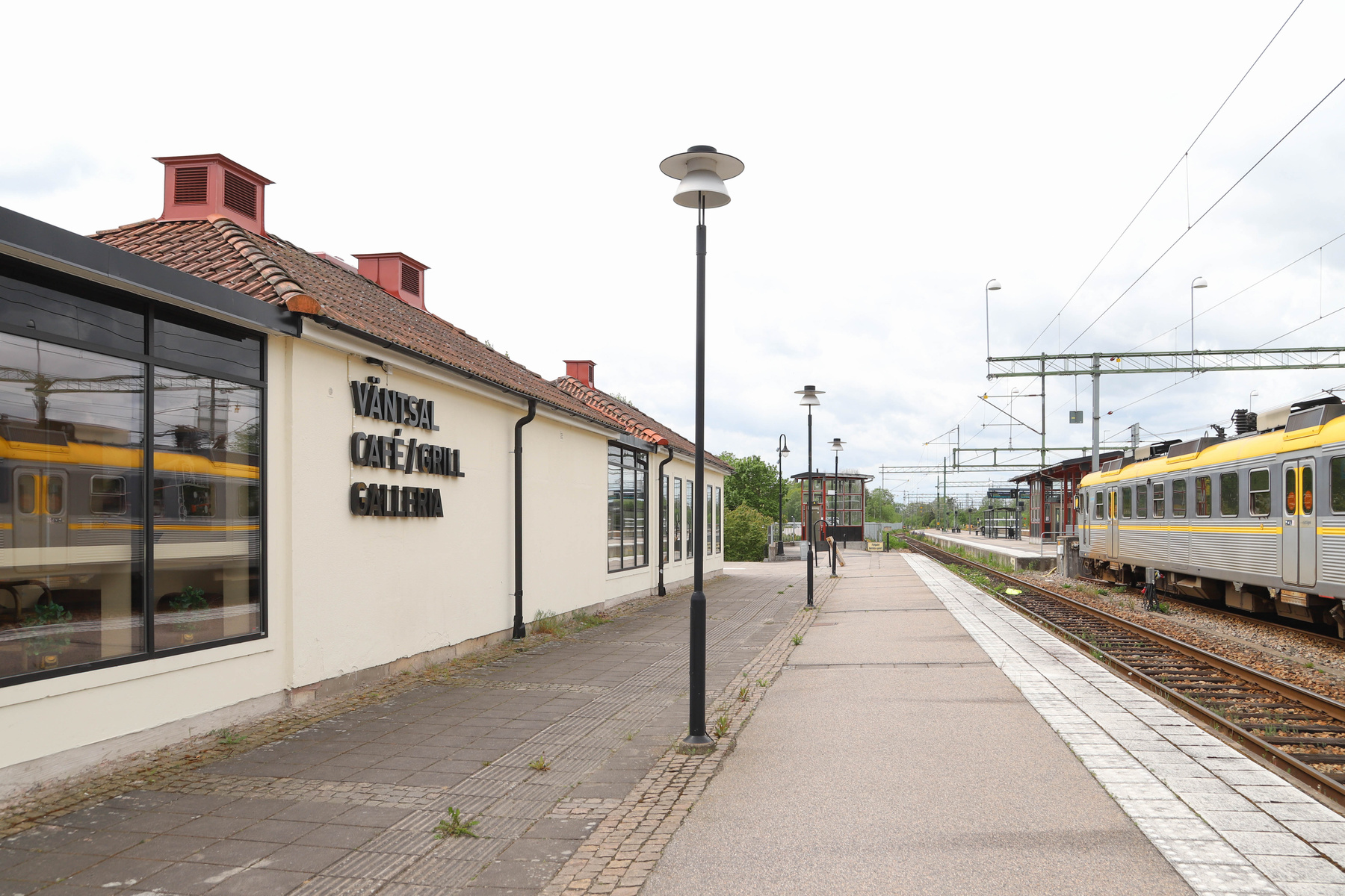 Snabbkollen: Lätt regn, Lärares dag och oron kring Kyiv