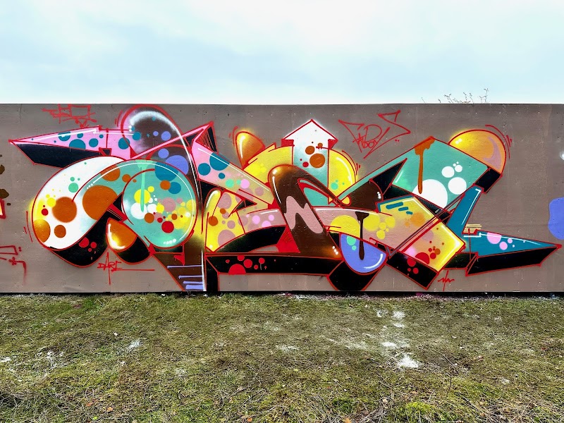 Summer Spray Camp — prova på graffiti i Borgeby Konstpark