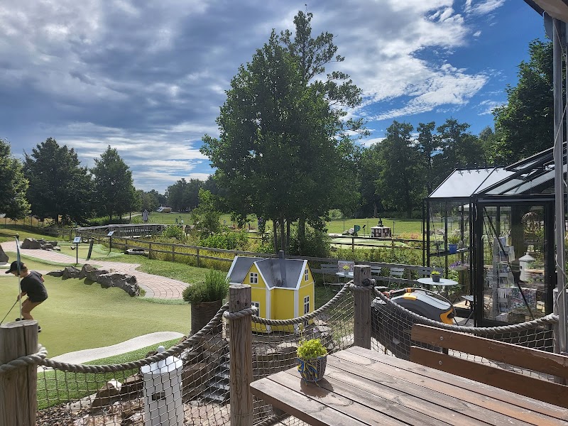 Trosa Äventyrsgolf – öppet fredag–söndag i maj