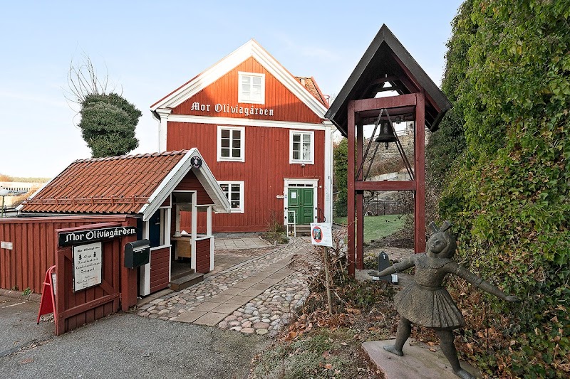 Naturbilder på Mor Oliviagården