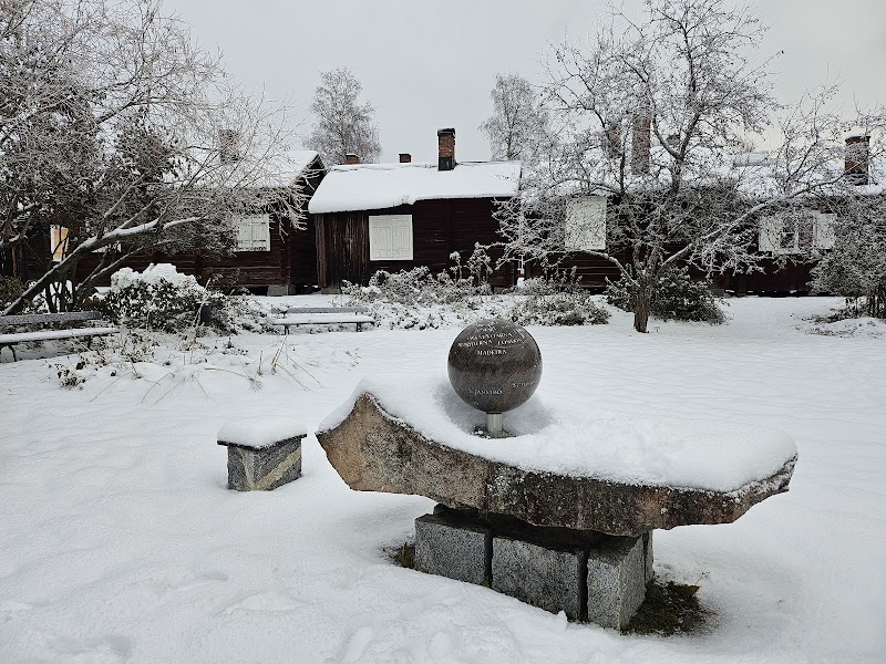 Halstrad strömming på Solandergården