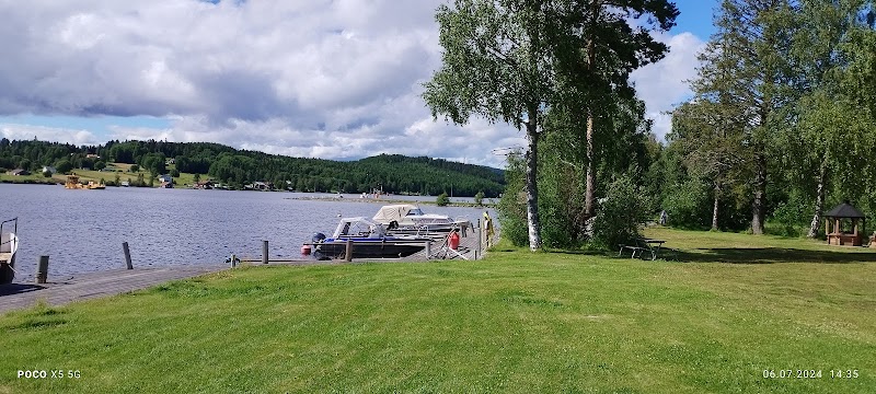 Turer med ångbåten Alma i Stavre