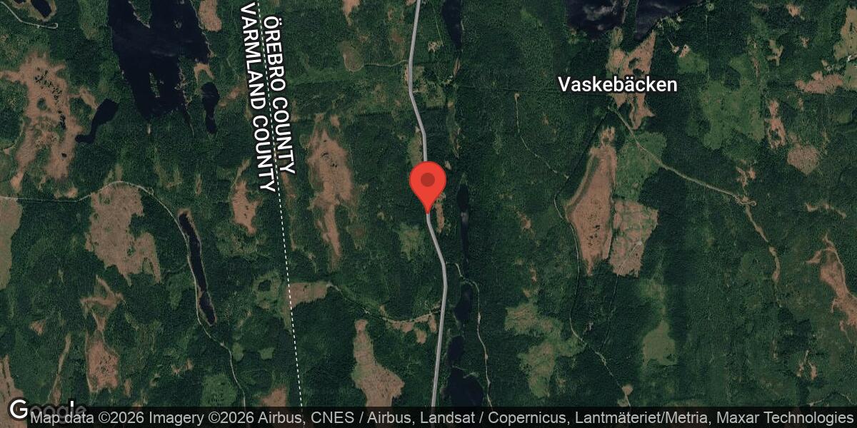 Lastbil bärgad på väg 205 mellan Kedjeåsen och Åsen – begränsad framkomlighet under insatsen