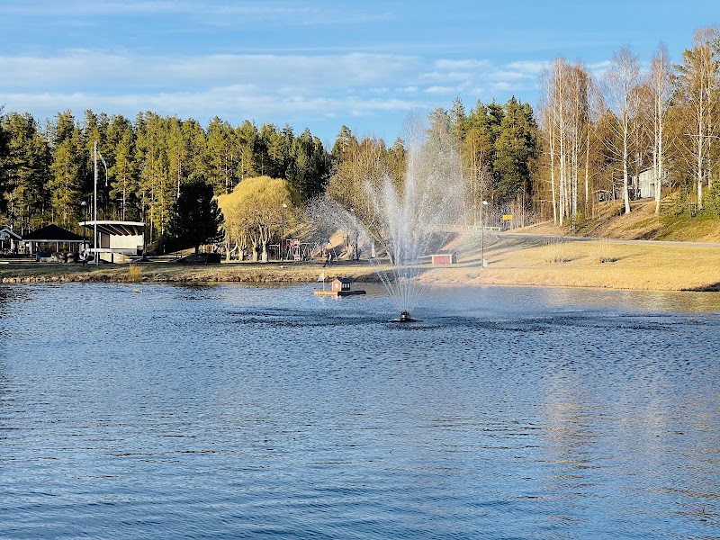 Dagens sammanfattning: Vistträskfesten och kort regn i eftermiddag