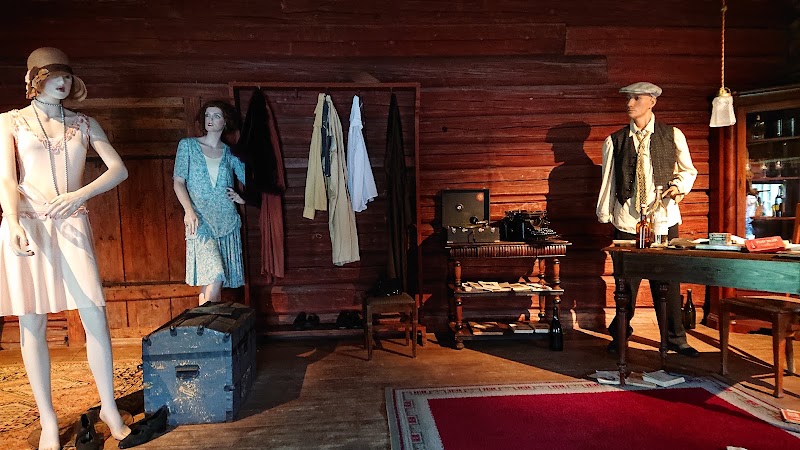 Ett resande teatersällskap – kostymkomedi på Stadra Teater