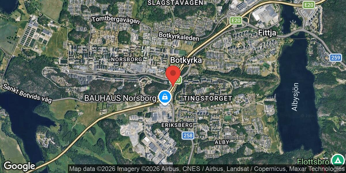 Fordonshaveri vid Trafikplats Hallunda på E4 i riktning mot Södertälje