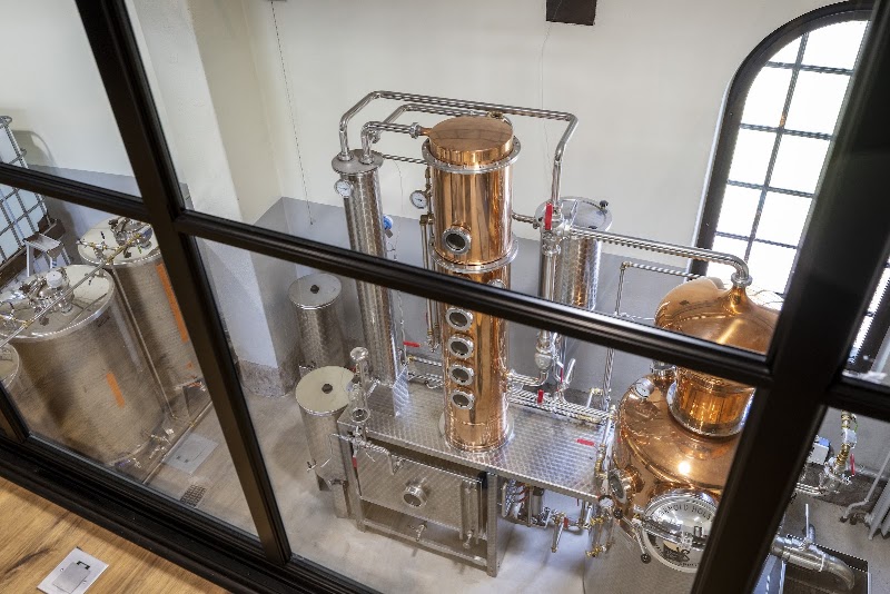 Ginprovning och guidad tur på Vimmerby Spritfabrik