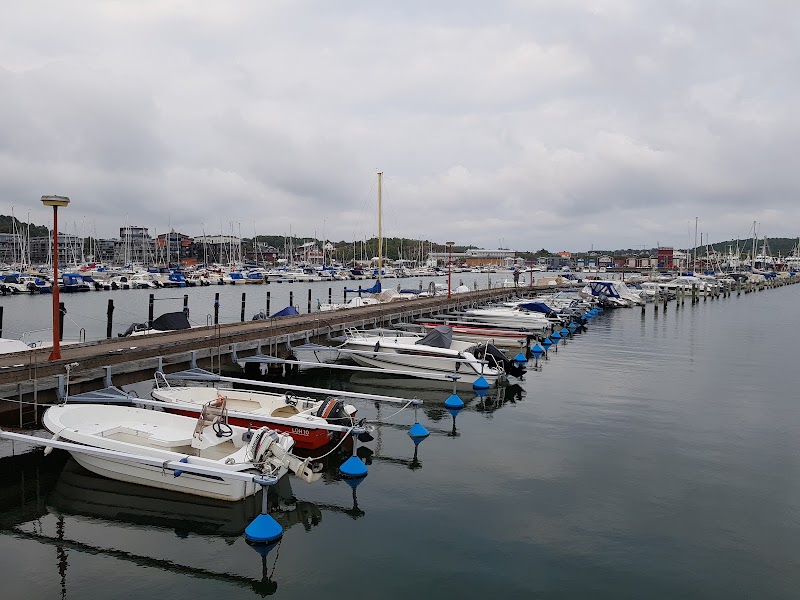 Husbilsställplatser vid Fiskebäcks småbåtshamn i Göteborg