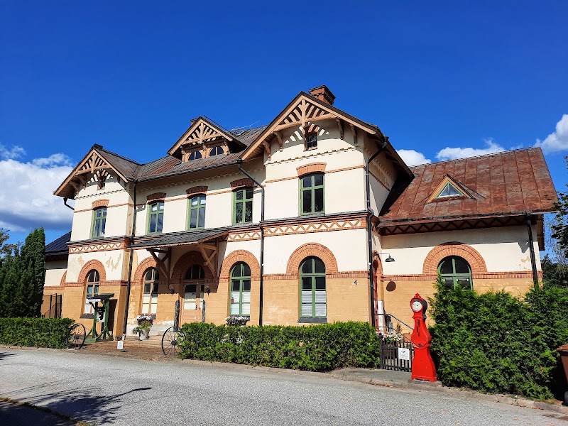 VL tar över färdtjänst och skolskjuts i Hallstahammar