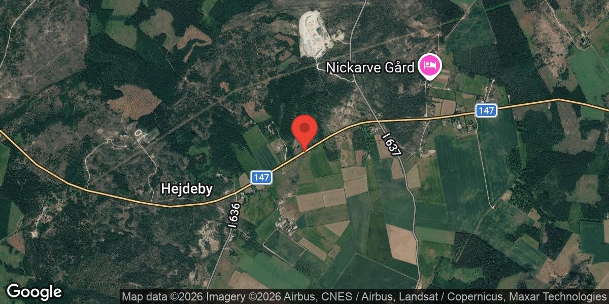 Hydraulolja på vägbanan stängde av Väg 147 mellan Hejdeby och Tibbles
