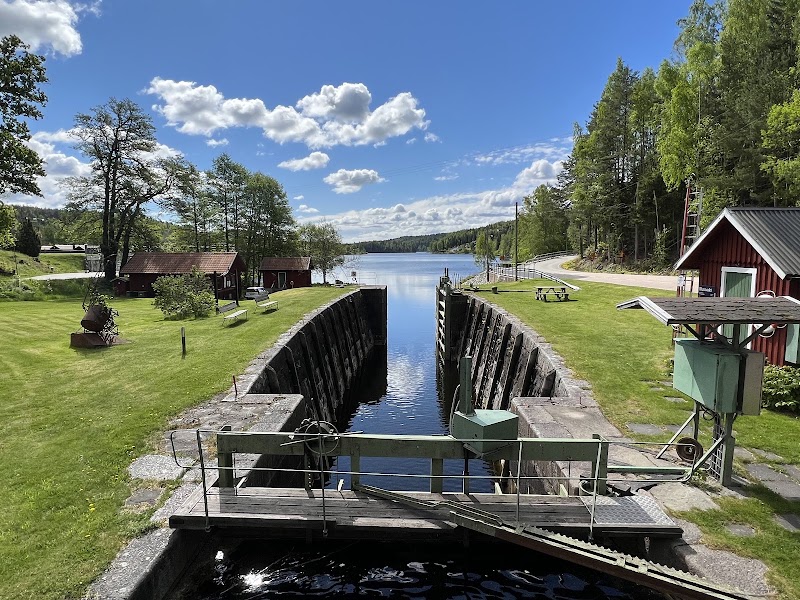 Sommarmusik längs Dalslands kanal med Alban Faust