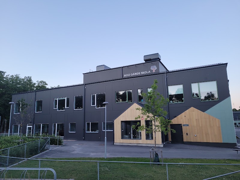 Sommarfest och hemvändardag i Boo skola