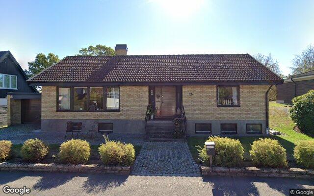 Villa på Rönnbärsvägen 26 såld för 1 550 000kr