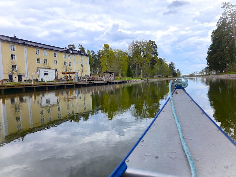 Onsdagskvällar på Norrqvarn – Simon Swahnström & två husarer