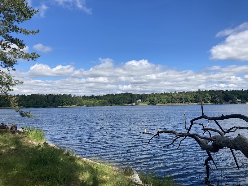 Avrådan från bad vid barnbadet i Kottlasjön på Lidingö