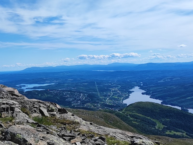 Snabbkollen: regn, Fjällmaratonets final och Afternoon Tea