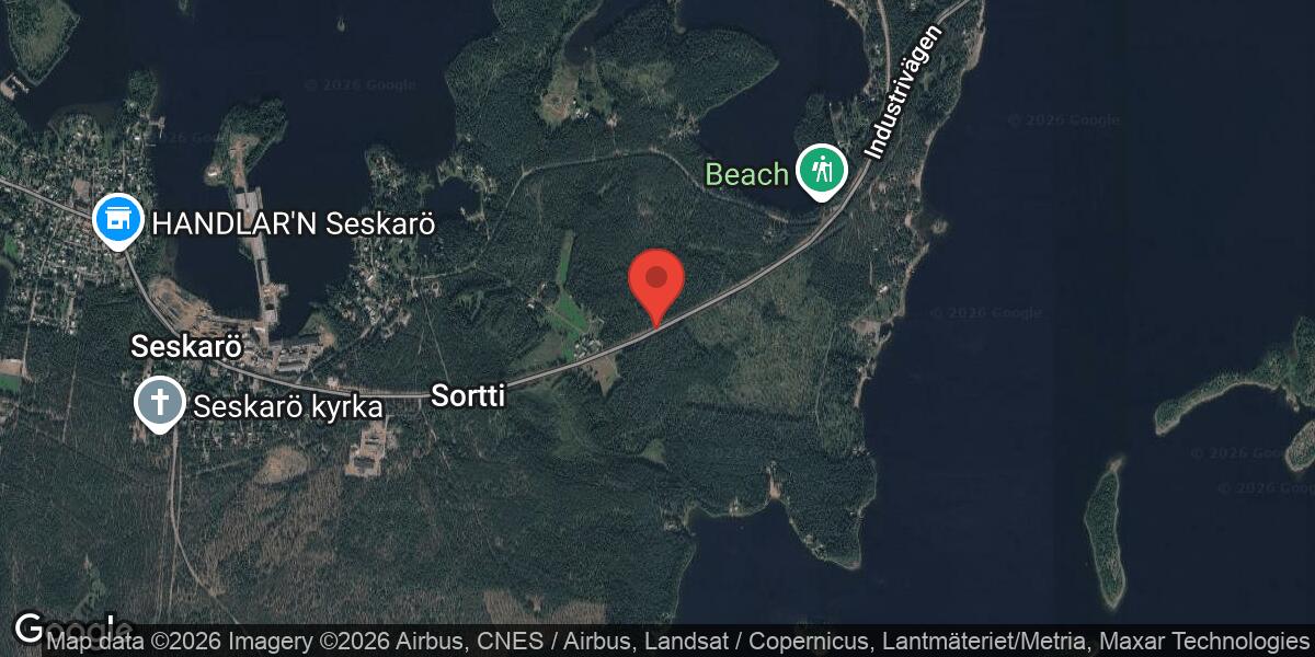 Olycka med flera fordon på Väg 725 norr om Seskarö