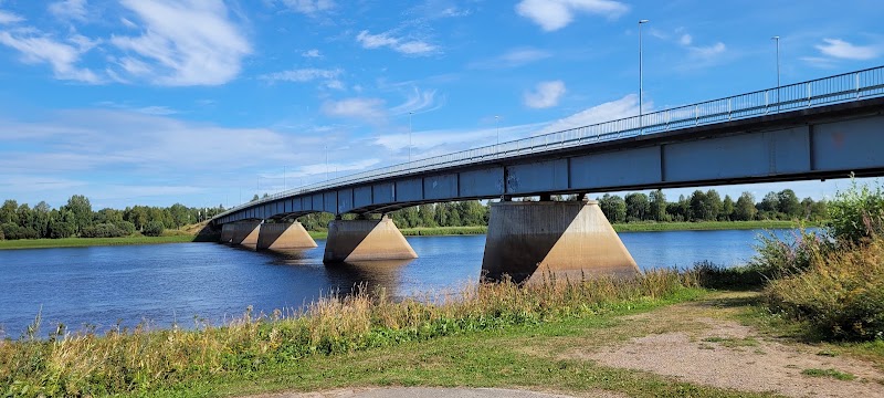 Snabbnytt: Veckans väder, hembygdsgårdar och vad som trendar