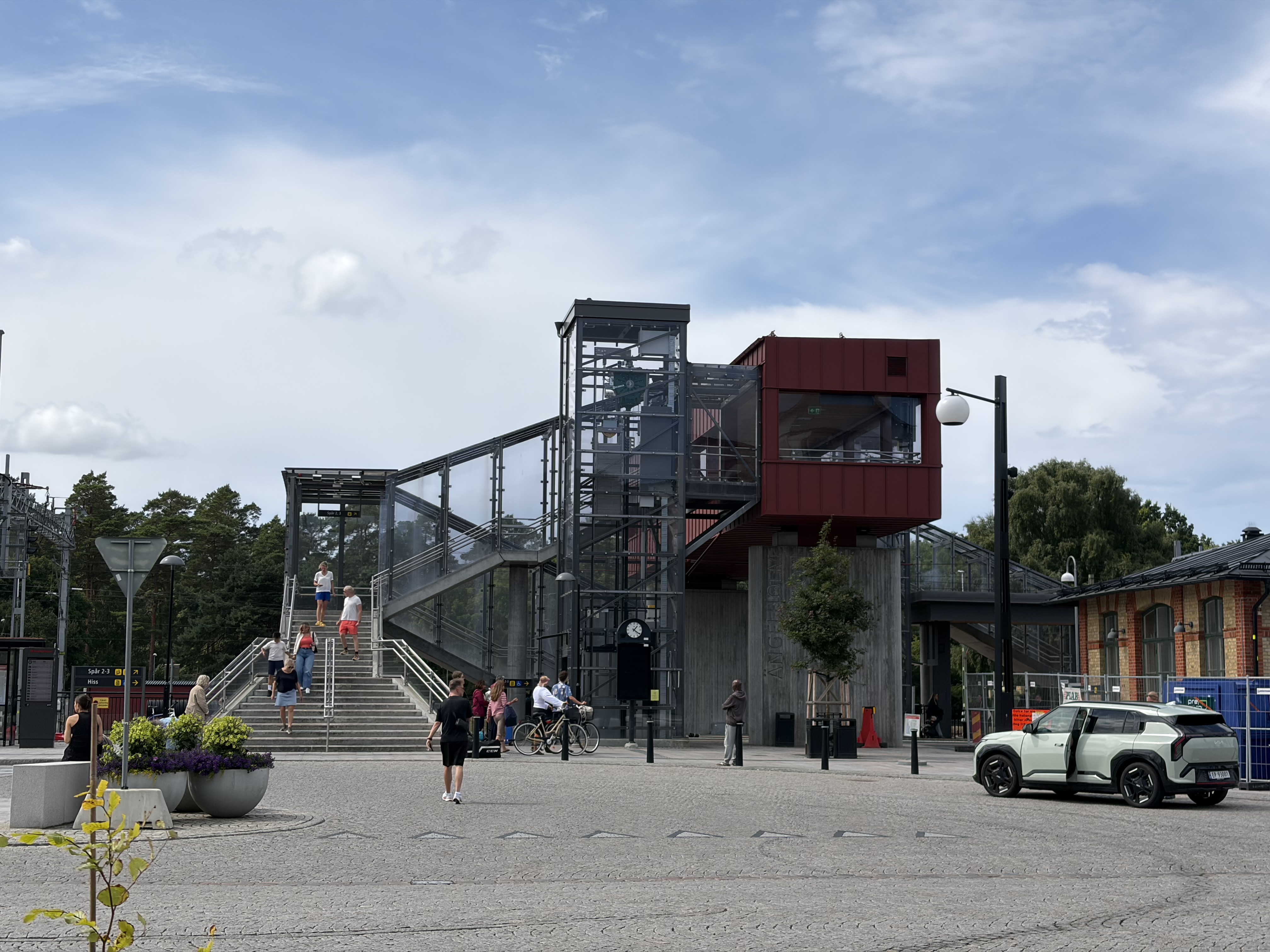 Dagens snabba: Väder och bibliotekets nya öppna aktiviteter