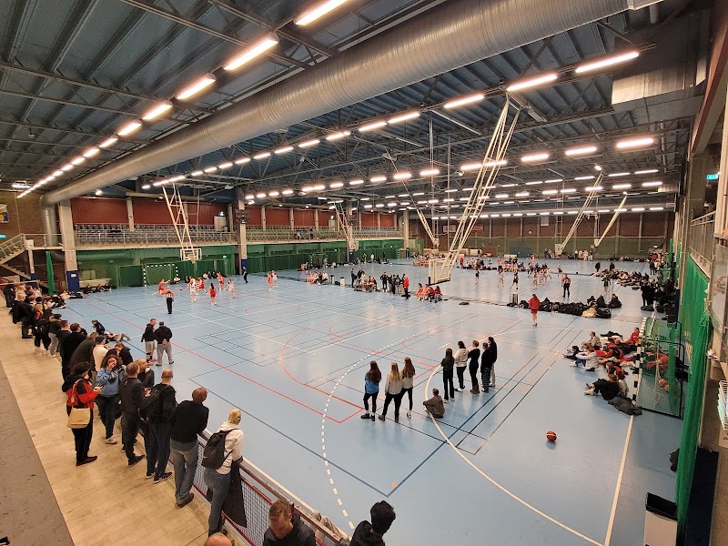 Prova på fäktning för barn 7–9 år