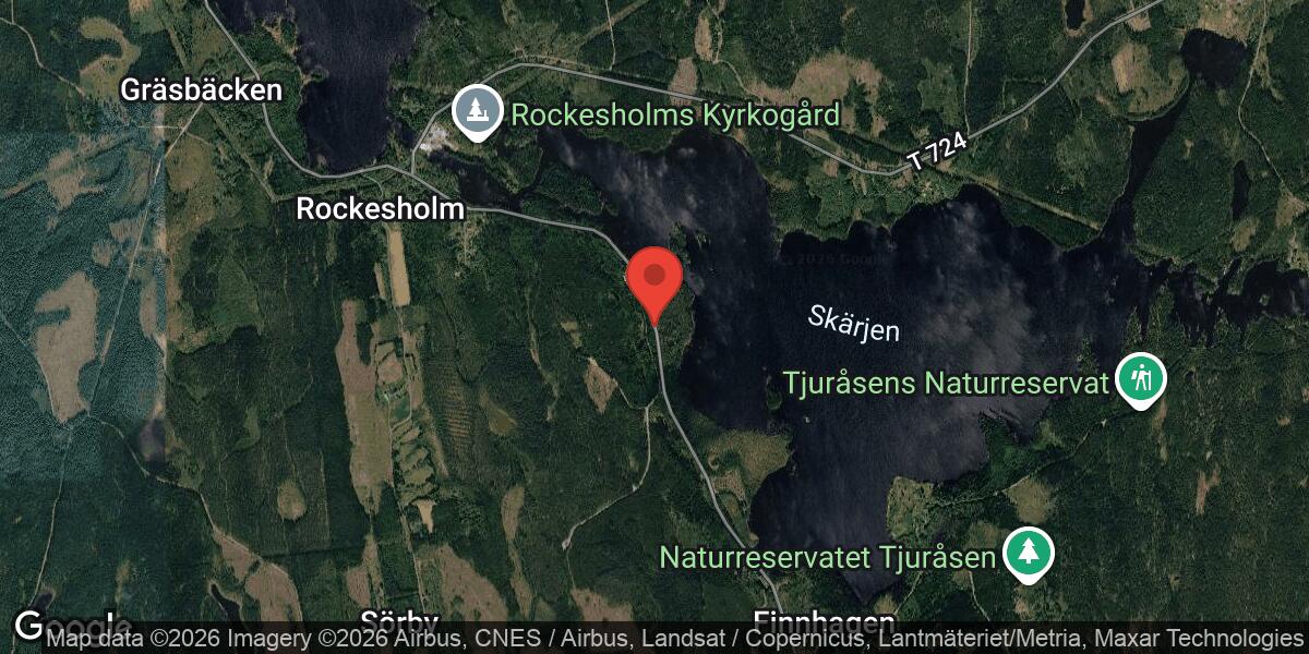 Nedfallet träd blockerade väg 725 mellan Karlsdalsbruk och Rockesholm