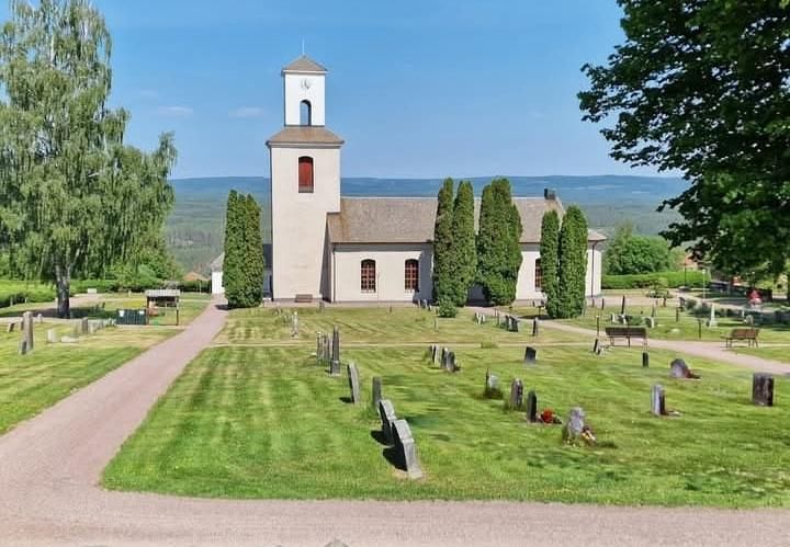 Musik i sommarkväll i Skattunge kyrka