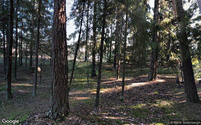 Parhus på Erikslundsvägen 156 i Täby sålt för 5 700 000kr