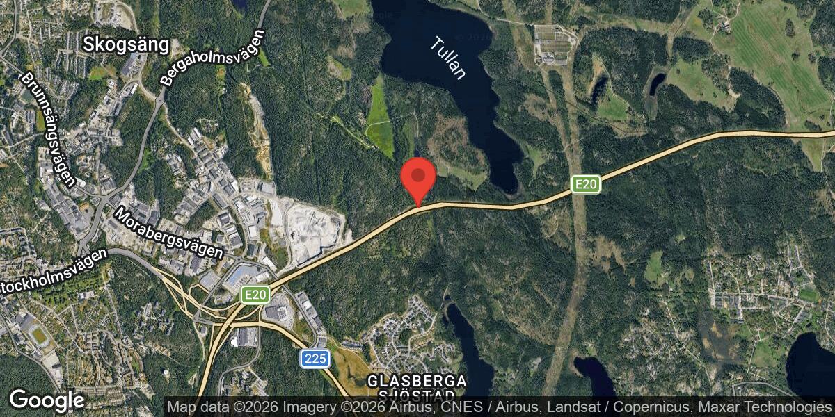 Fordonshaveri på E4 vid Getan i riktning mot Södertälje