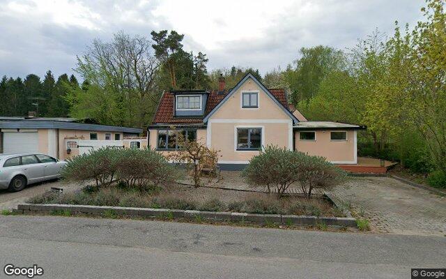 Villa på Östra Bangatan 7 i Sjöbo såld för 2 925 000kr