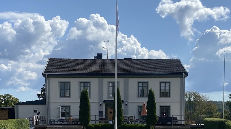 Sensommarens kräftskiva på herrgården