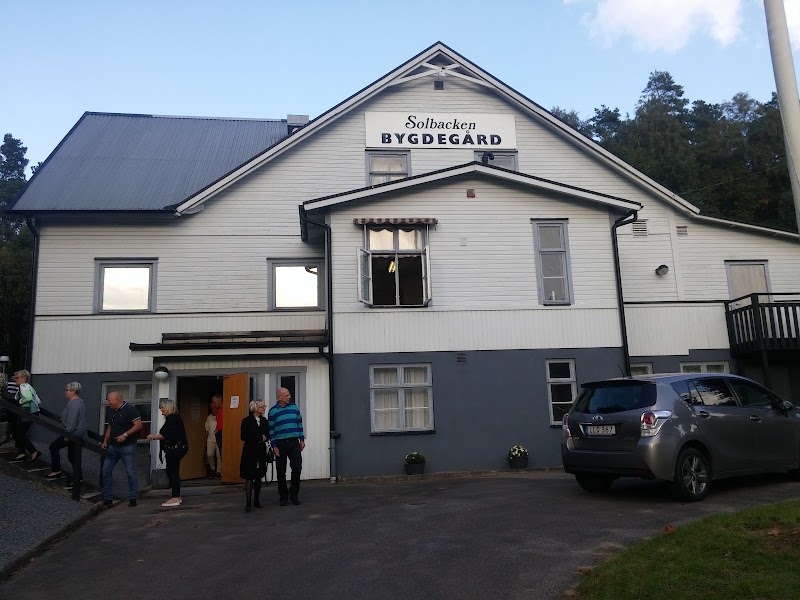 Kommunen kan gå i borgen för Solbackens bygdegård