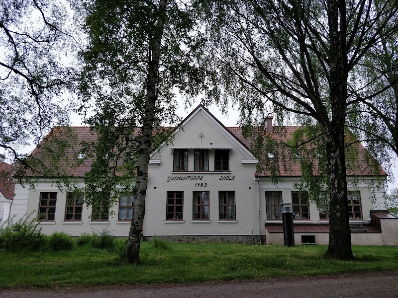 Nya moduler invigda på Gudmuntorps skola i Höör