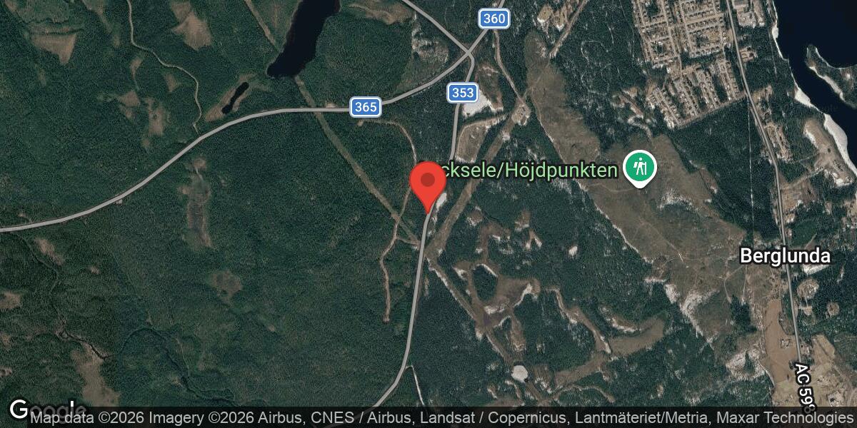 Brand i fordon på väg 353 mellan Knaften N och Brännberget