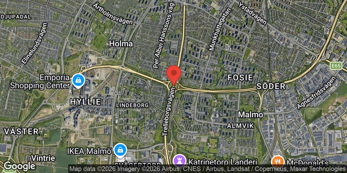 Trafikolycka med flera fordon vid trafikplats Lindeborg på E6