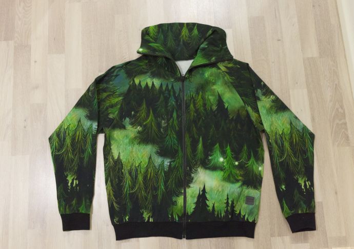 Ohut huppari miehelle