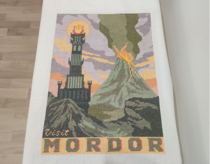 Visit Mordor ja havaintoja ristipistoista