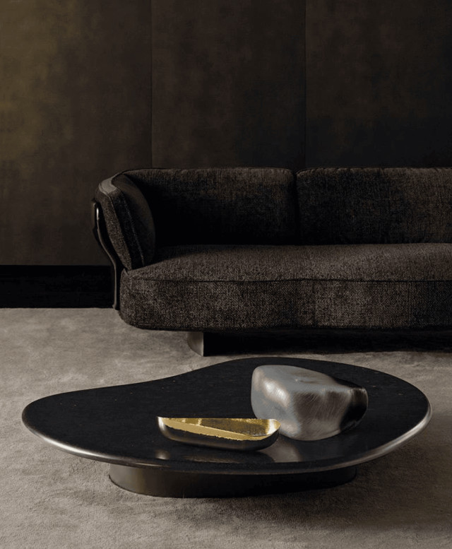 Minotti Bezier salontafel bald in natuursteen zwart