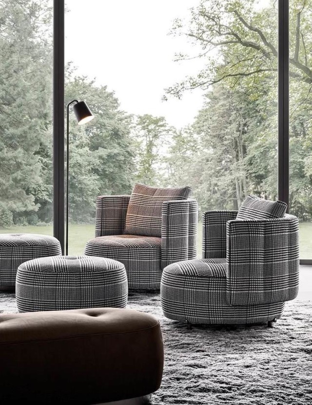 Minotti Torii Bold fauteuil draaibaar
