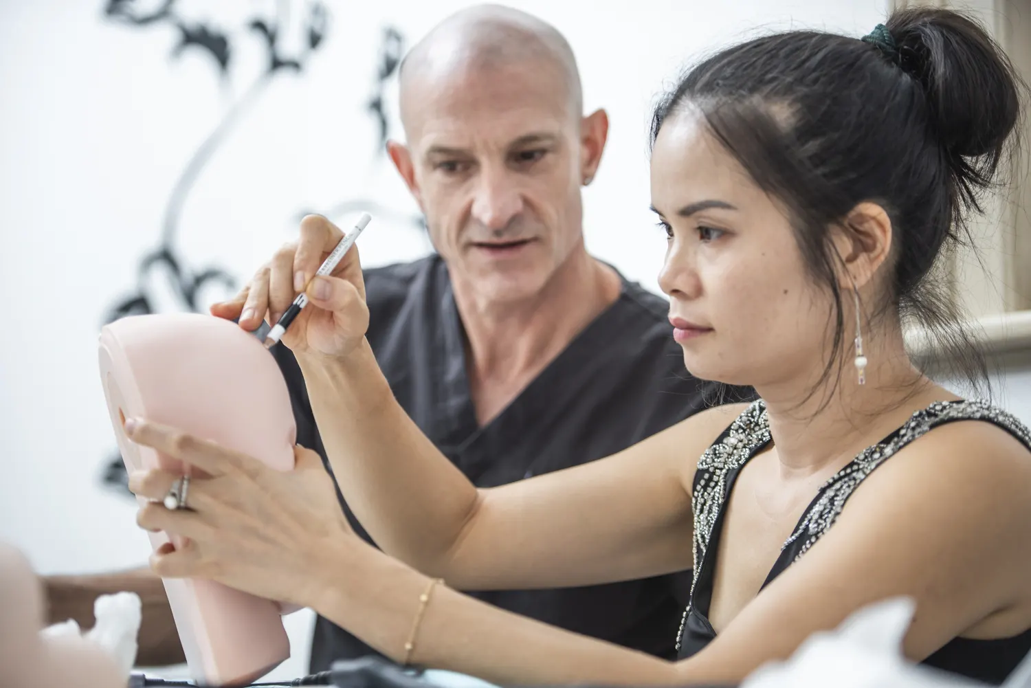 Novoscalp SMP Clinics Australia Training Academy