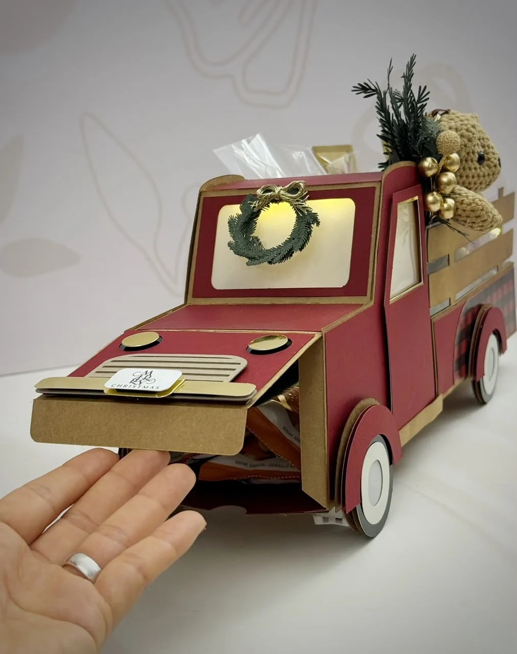 3D Christmas Truck Gift Box SVG (preview 4 of 6)