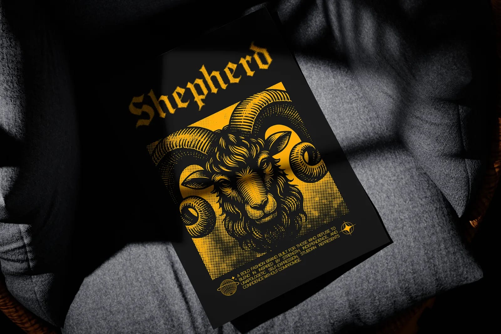 Black King – Modern Gothic Blackletter Font (preview 2 of 5)