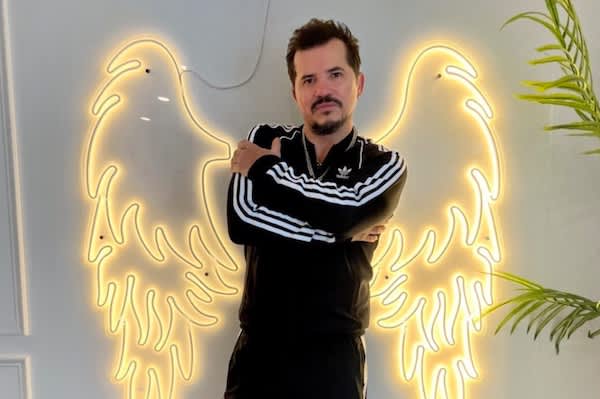 John Leguizamo Bio - Wife, Kids, Family, Parents, Net Worth, Wiki, Age