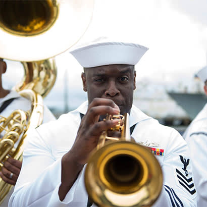 2020 December Park Bench US Navy Bands 410