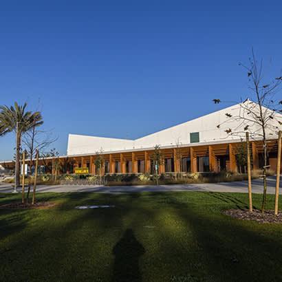 Earvin Magic Johnson Recreation Area Community Center